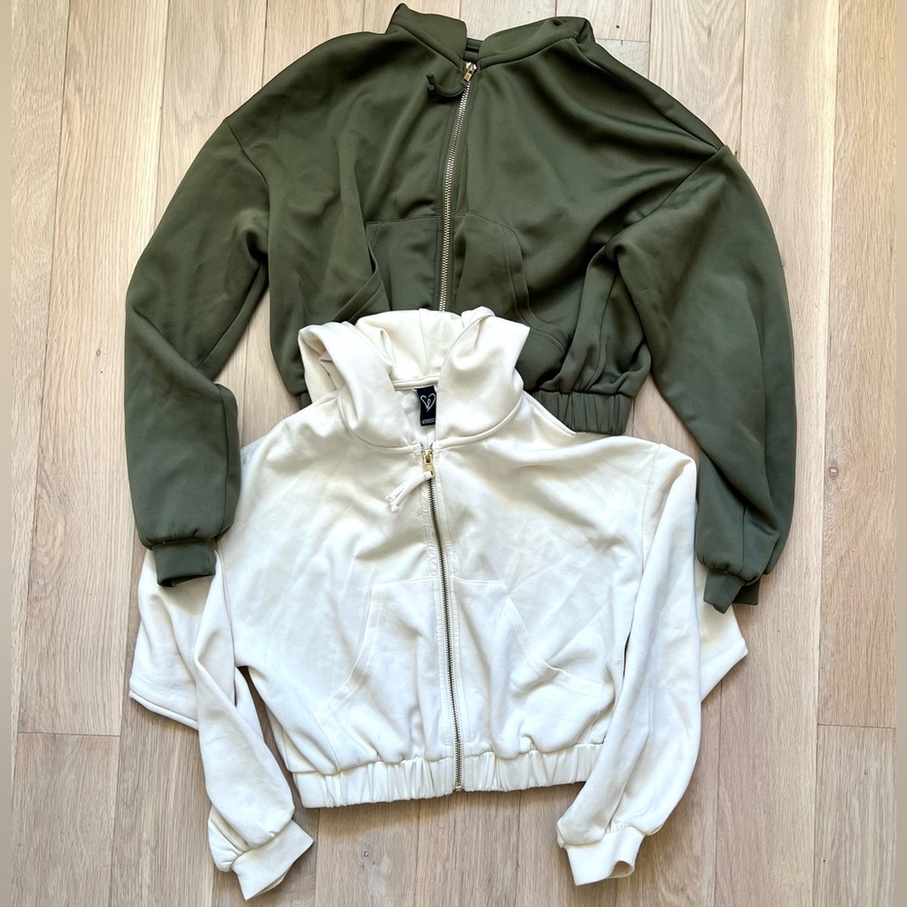 Windsor Cropped Zip Hood Athletic Jacket in Olive & Cream Small